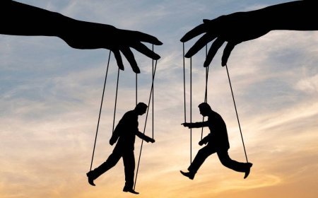 İlişkide psikolojik oyun oynayan 3  burç...