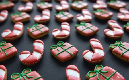 Yeni yıl sofrasına renk katacak: Baston kurabiye tarifi...