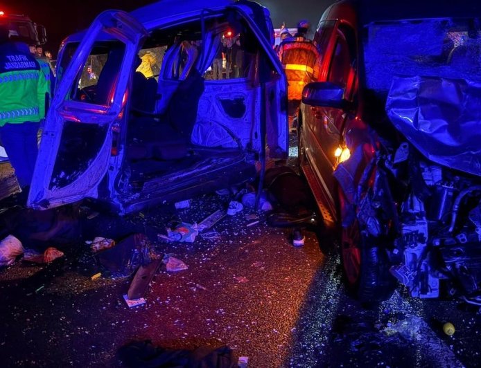Mardin’de feci kaza: 3 ölü, 1'i ağır 6 yaralı